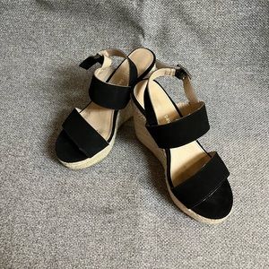 Suede platform sandals with jute sides, gently used size 5